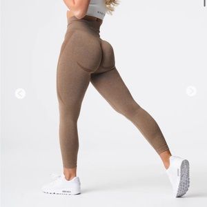 NVGTN Contour Leggings